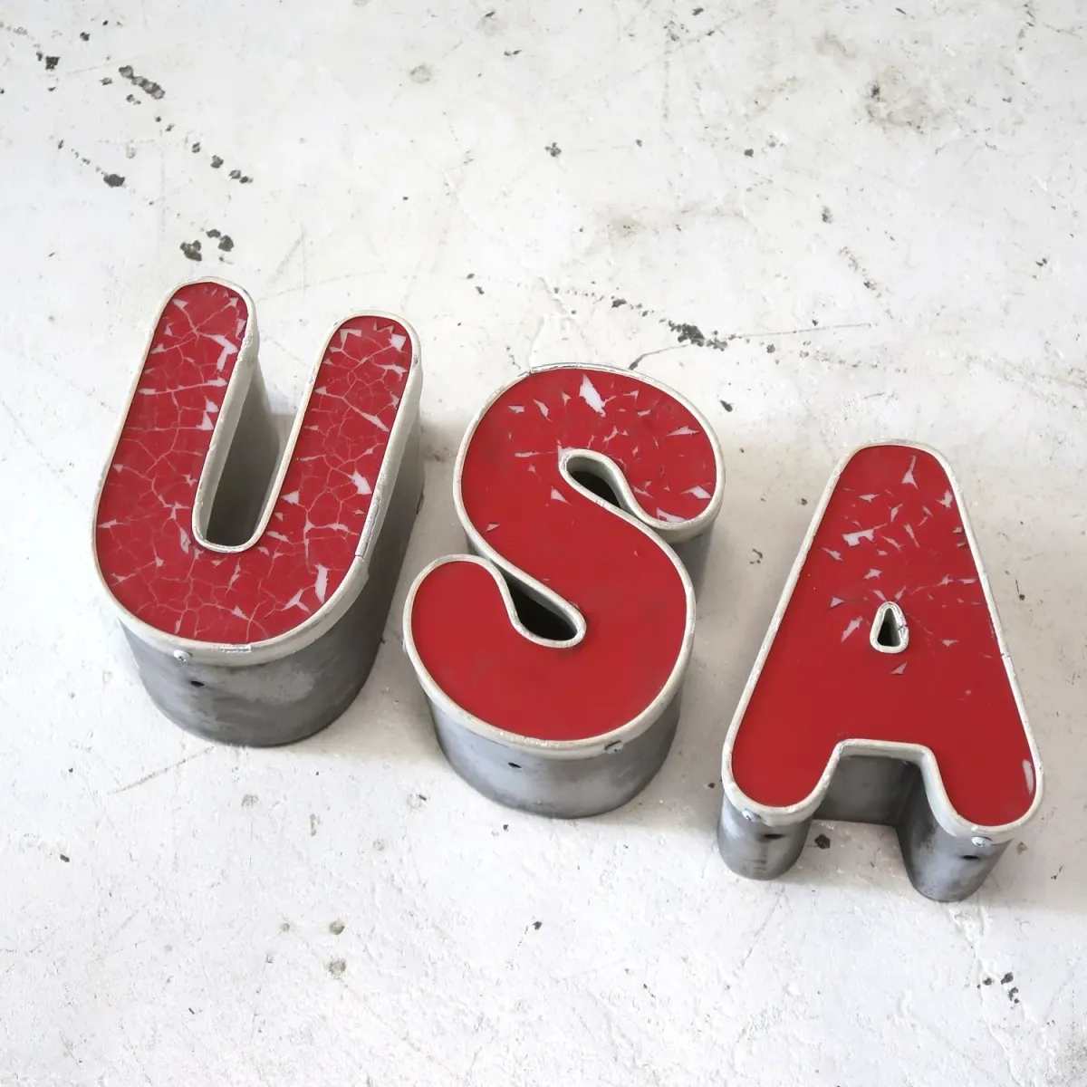 ビンテージ レターサイン ミニサイズ U