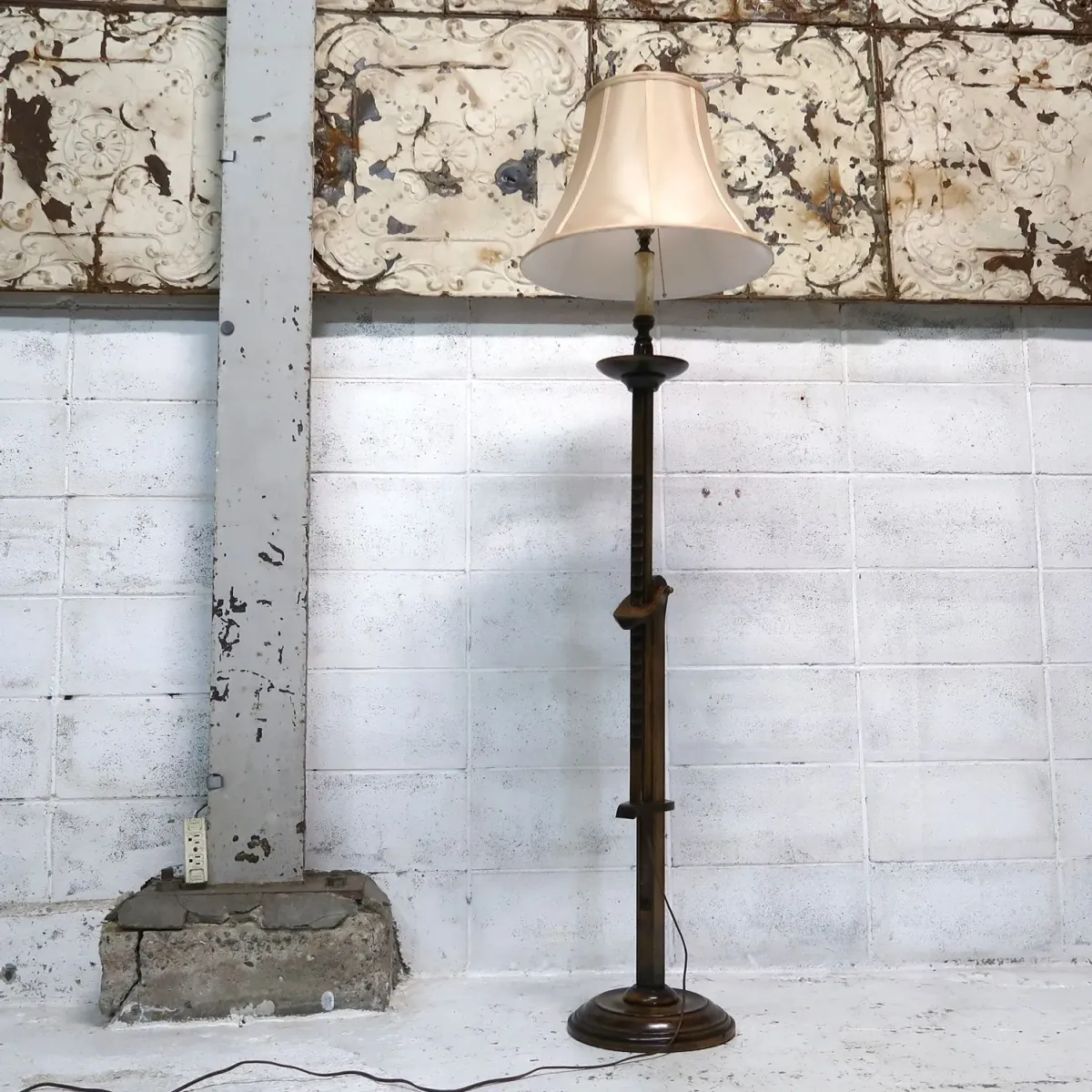 アンティーク ウッドベース フロアランプ