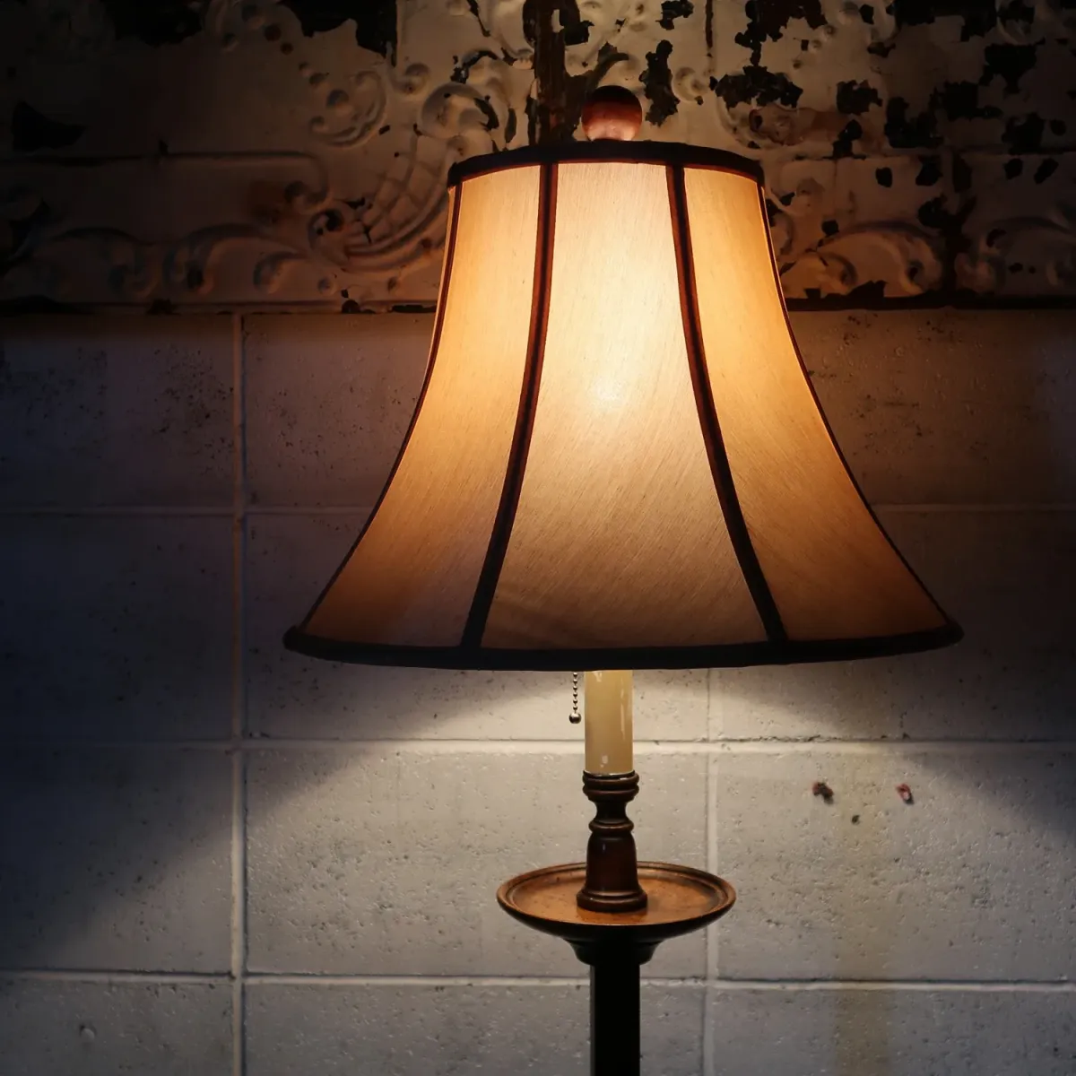アンティーク ウッドベース フロアランプ