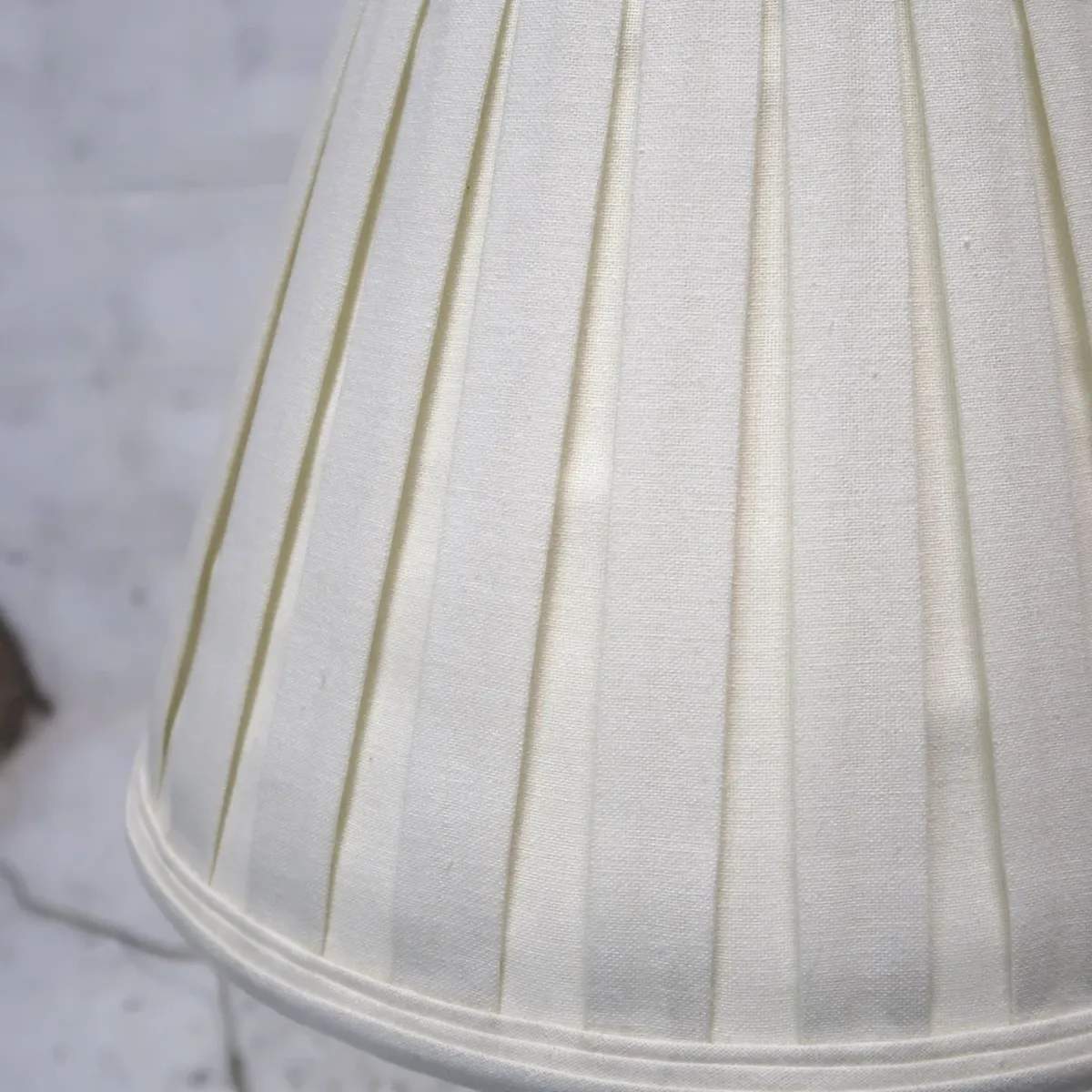 アンティーク ガラスベース テーブルランプ