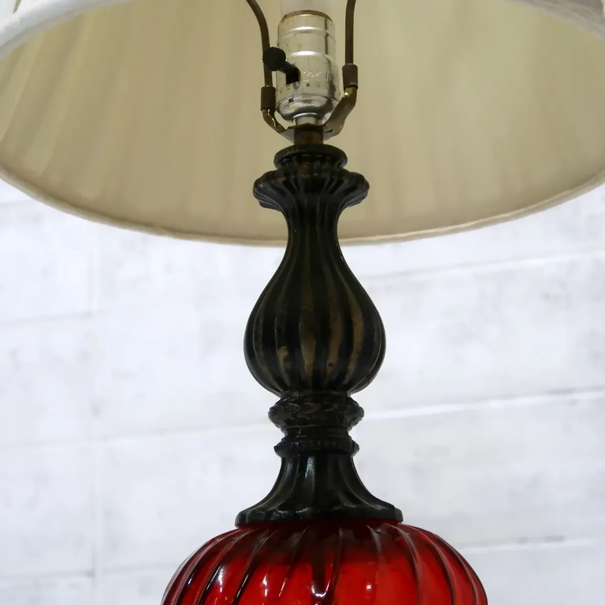 アンティーク ガラスベース テーブルランプ
