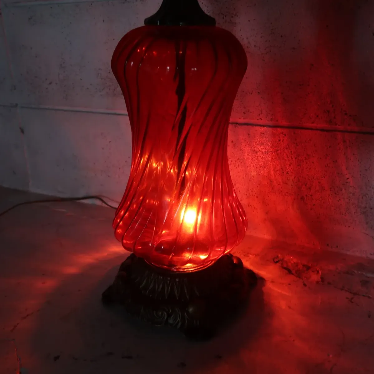 アンティーク ガラスベース テーブルランプ