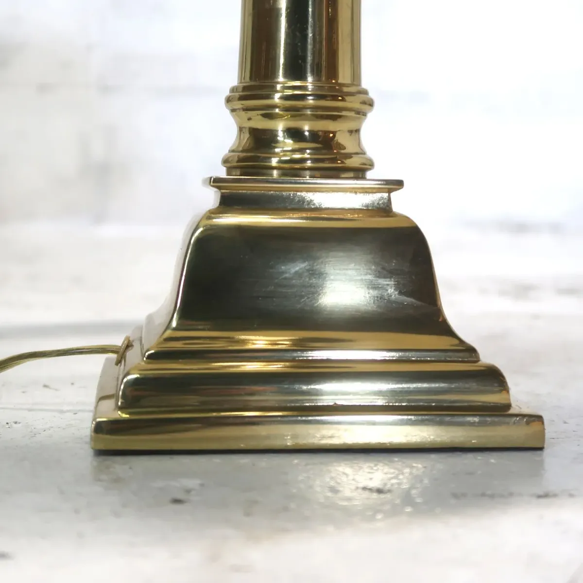 Ethan Allen アンティーク ゴールドメタル テーブルランプ 2灯