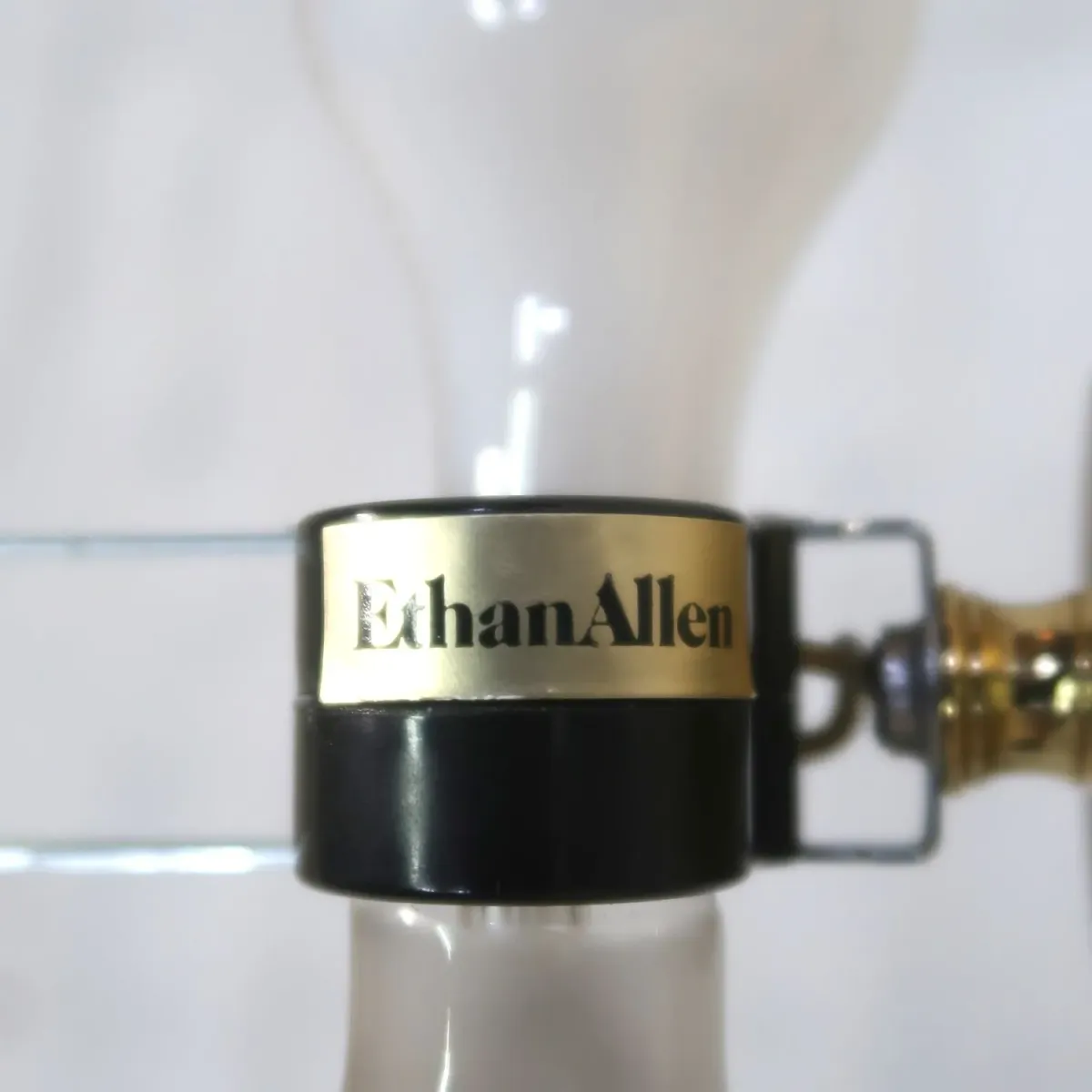 Ethan Allen アンティーク ゴールドメタル テーブルランプ 2灯