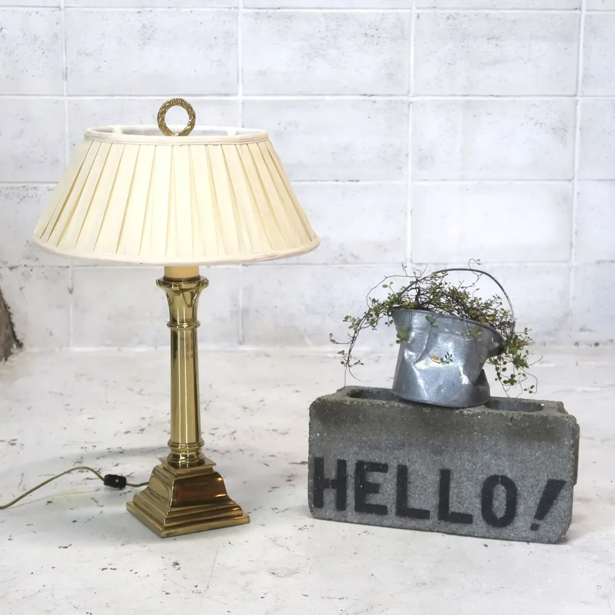 Ethan Allen アンティーク ゴールドメタル テーブルランプ 2灯