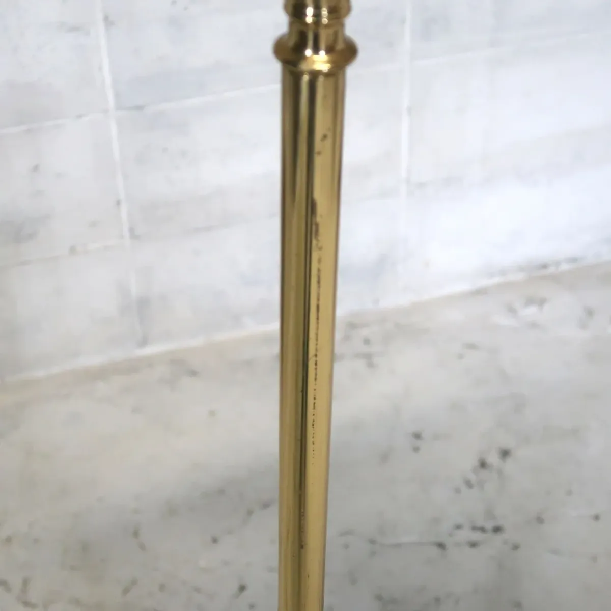 アンティーク ゴールドメタル フロアランプ