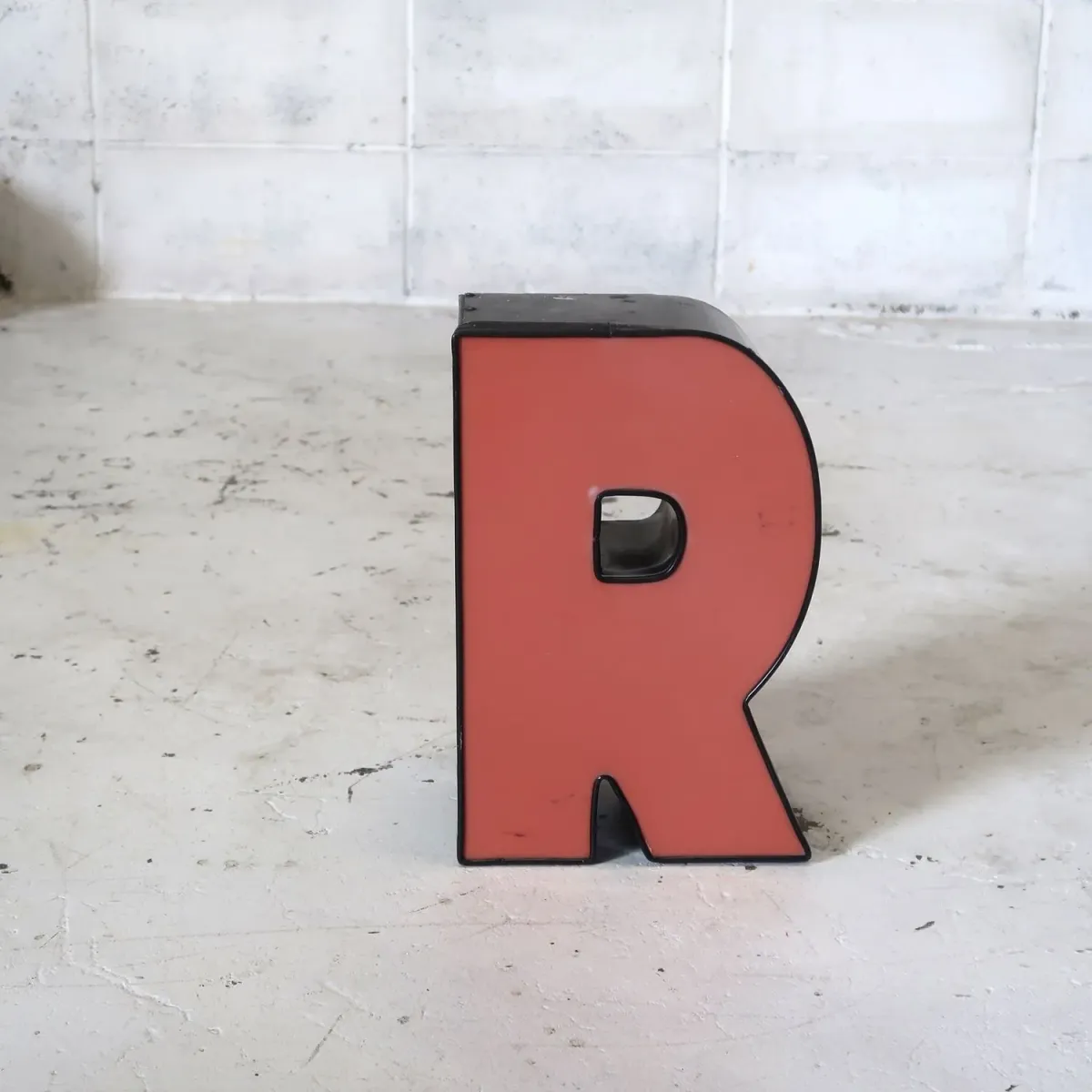 ビンテージ レターサイン R