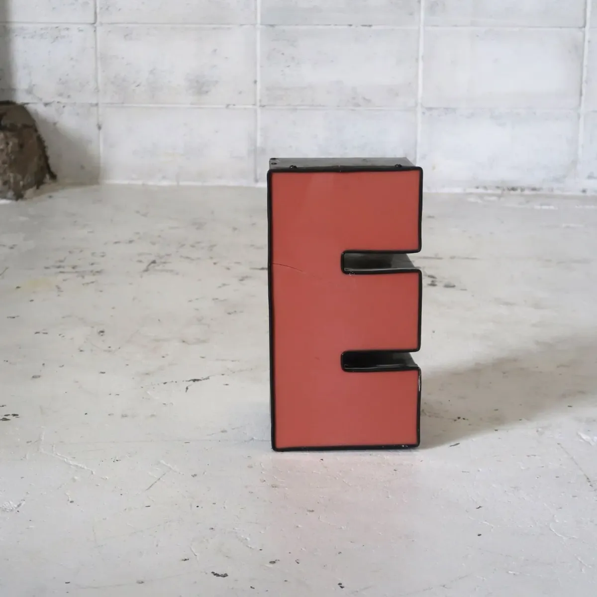 ビンテージ レターサイン E