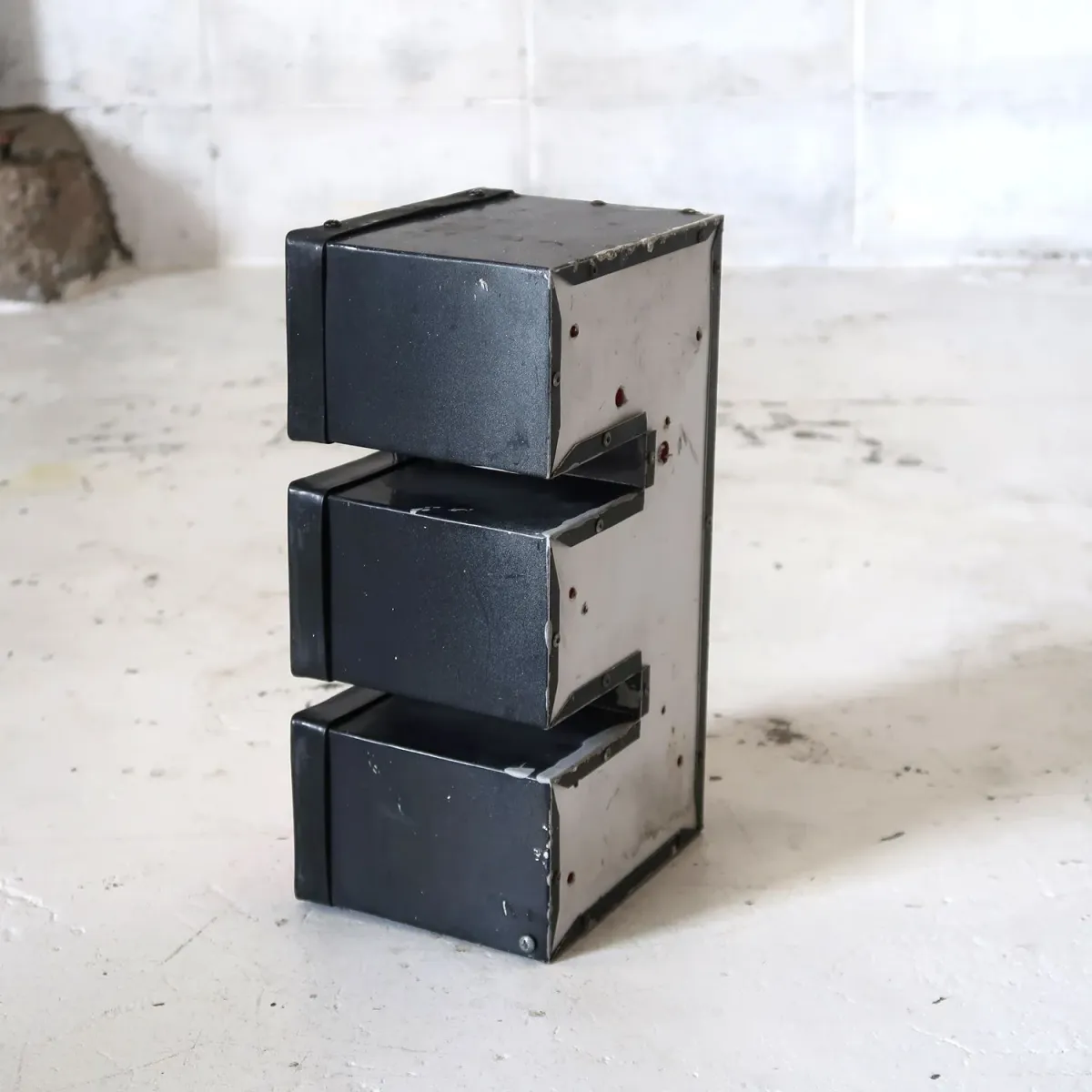 ビンテージ レターサイン E