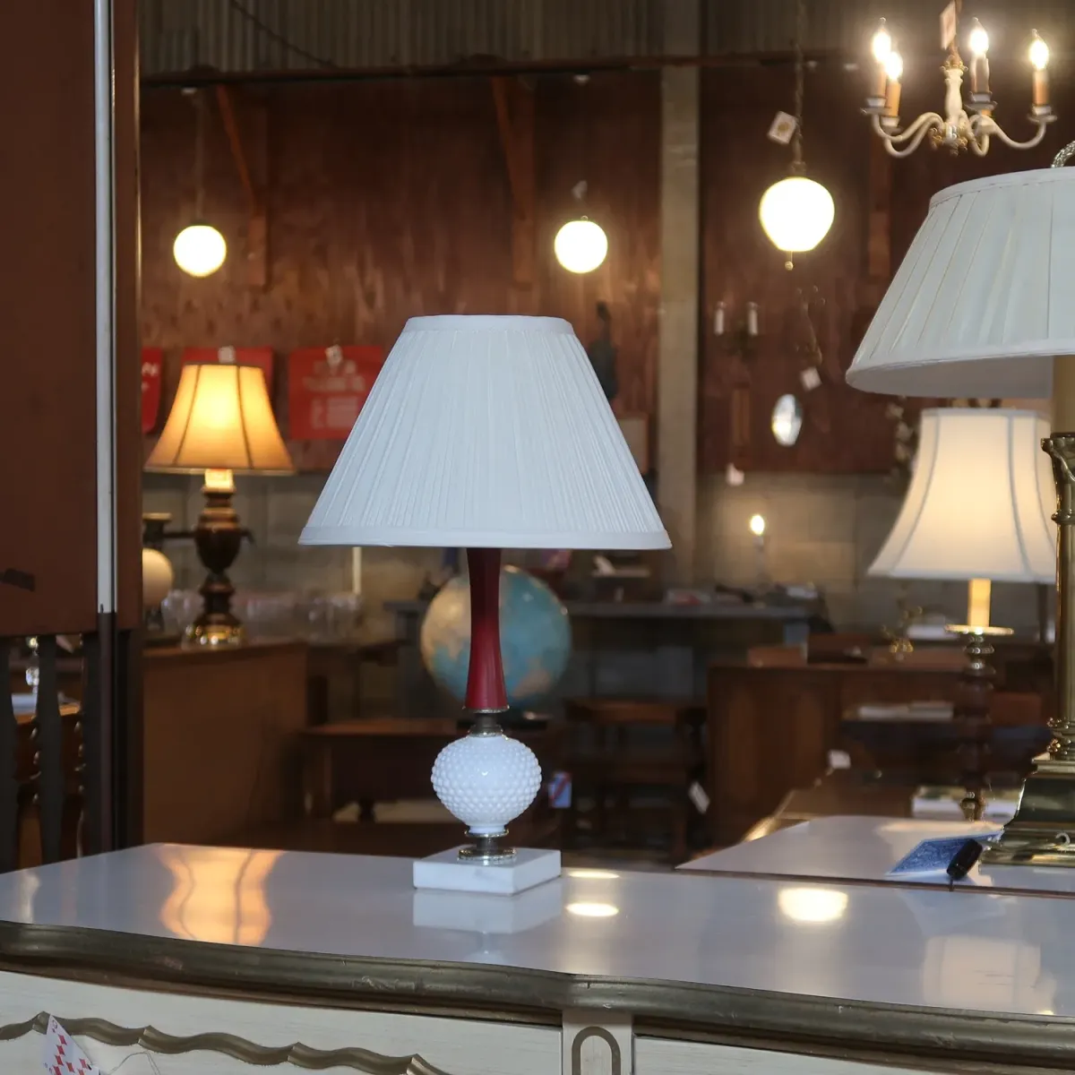 アンティーク ミルクガラス×ストーンベース テーブルランプ