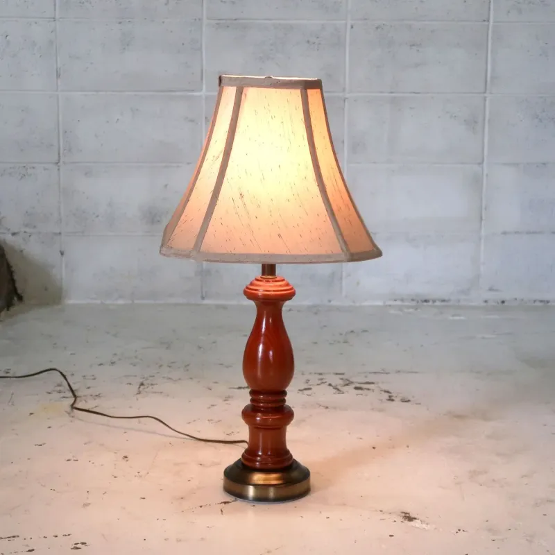 アンティーク モダンデザイン テーブルランプ