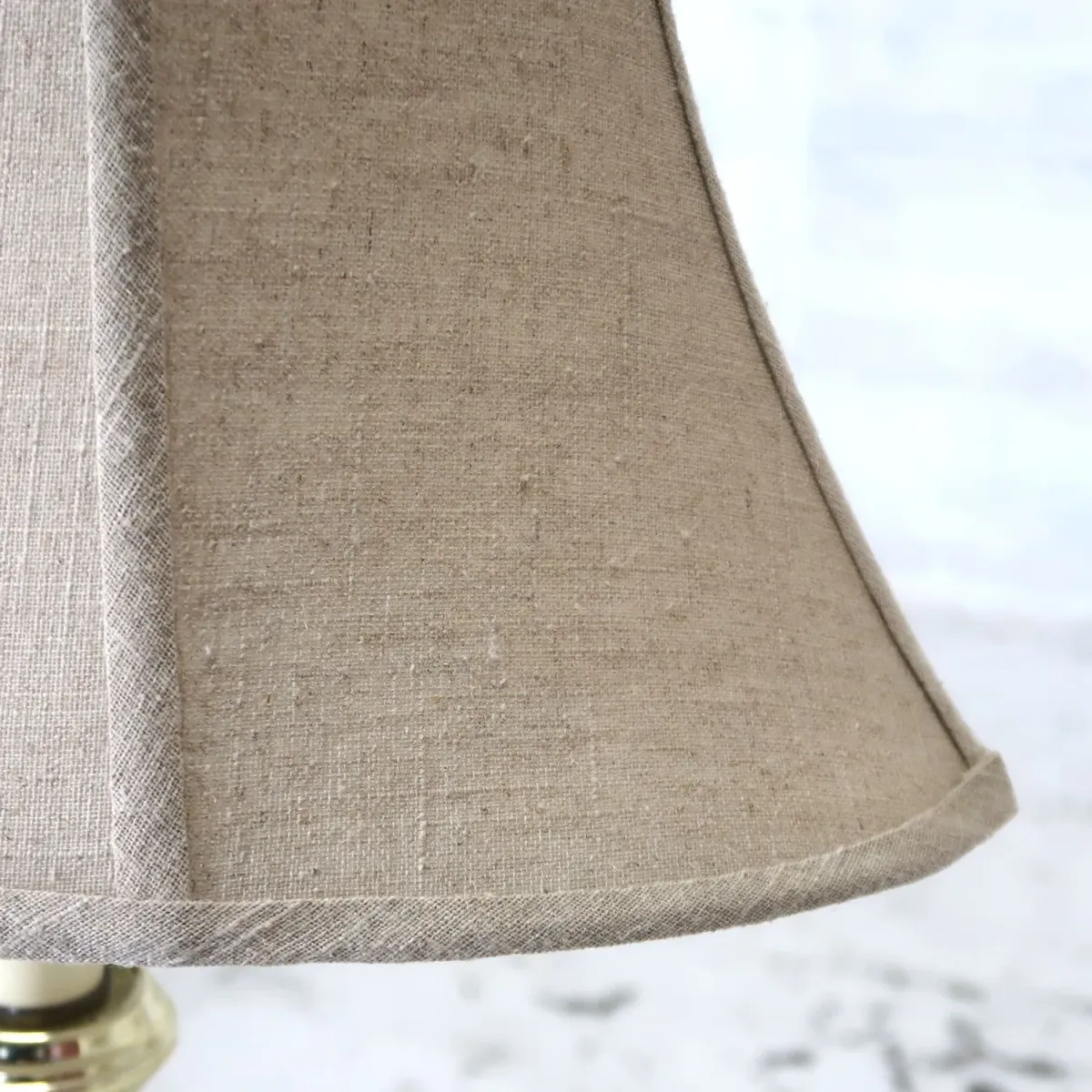 アンティーク メタルデザイン テーブルランプ