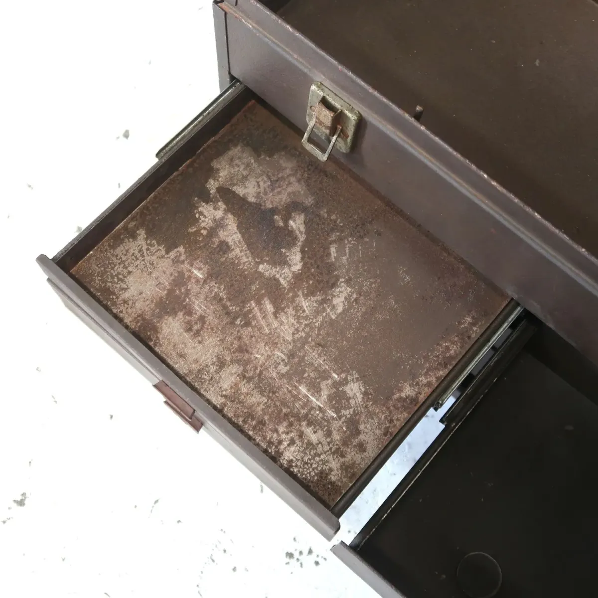 KENNEDY ビンテージ ツールキャビネット