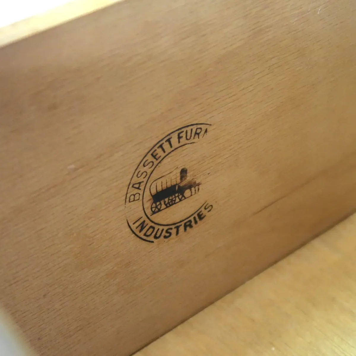 BASSETT FURNITURE アンティーク サイドテーブル