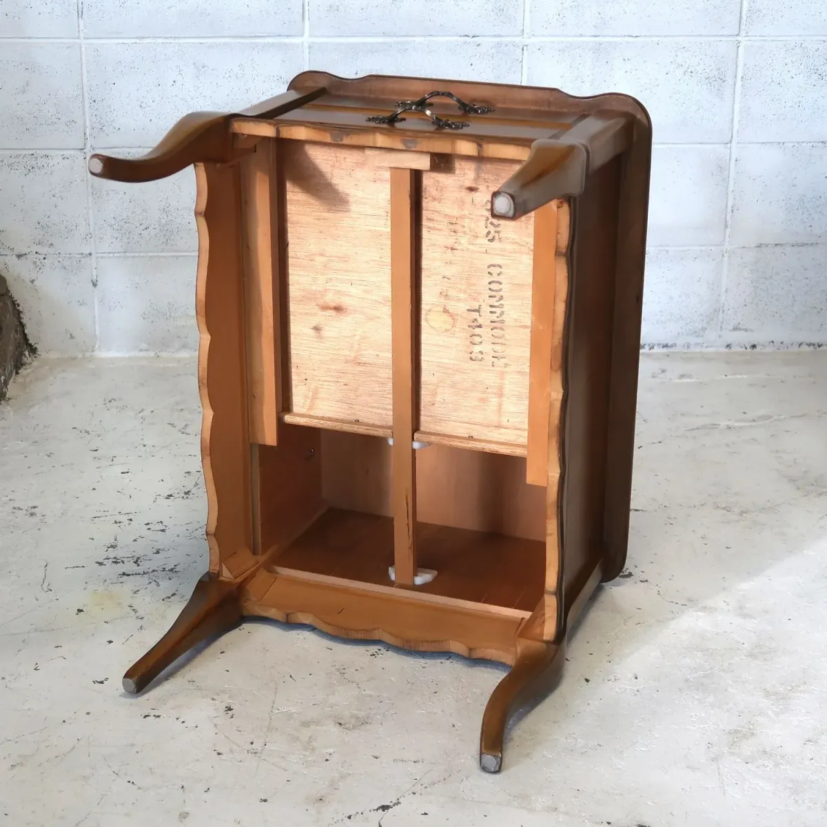 BASSETT FURNITURE アンティーク サイドテーブル