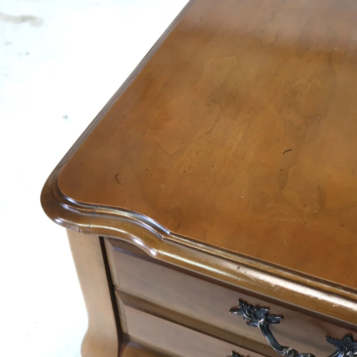 BASSETT FURNITURE アンティーク サイドテーブル