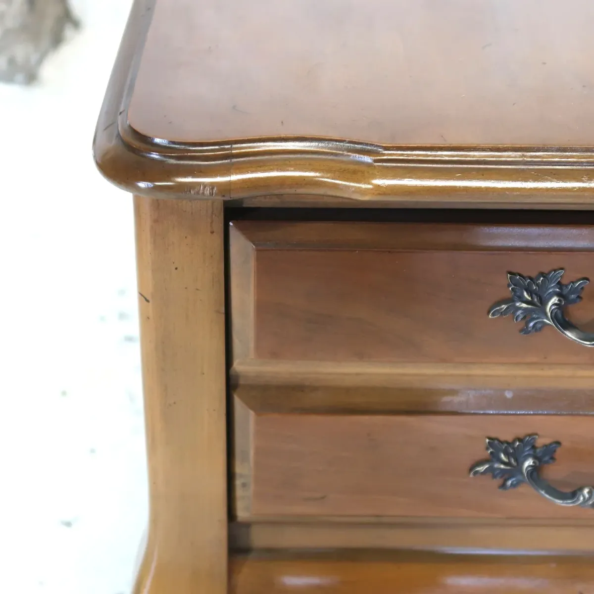 BASSETT FURNITURE アンティーク サイドテーブル