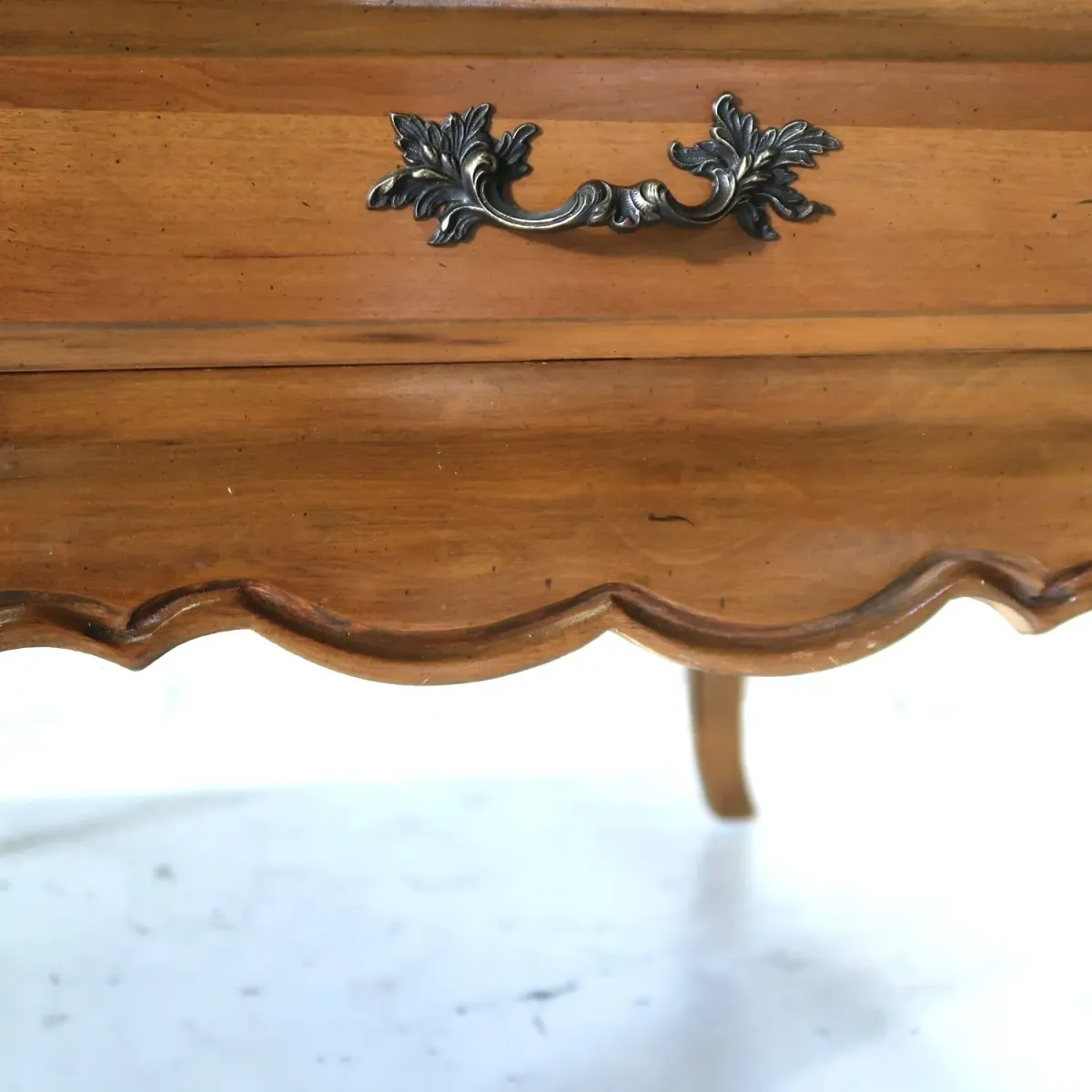 BASSETT FURNITURE アンティーク サイドテーブル