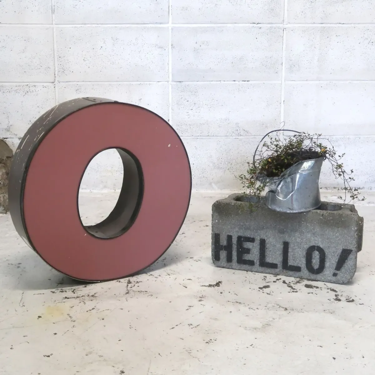 ビンテージ レターサイン O