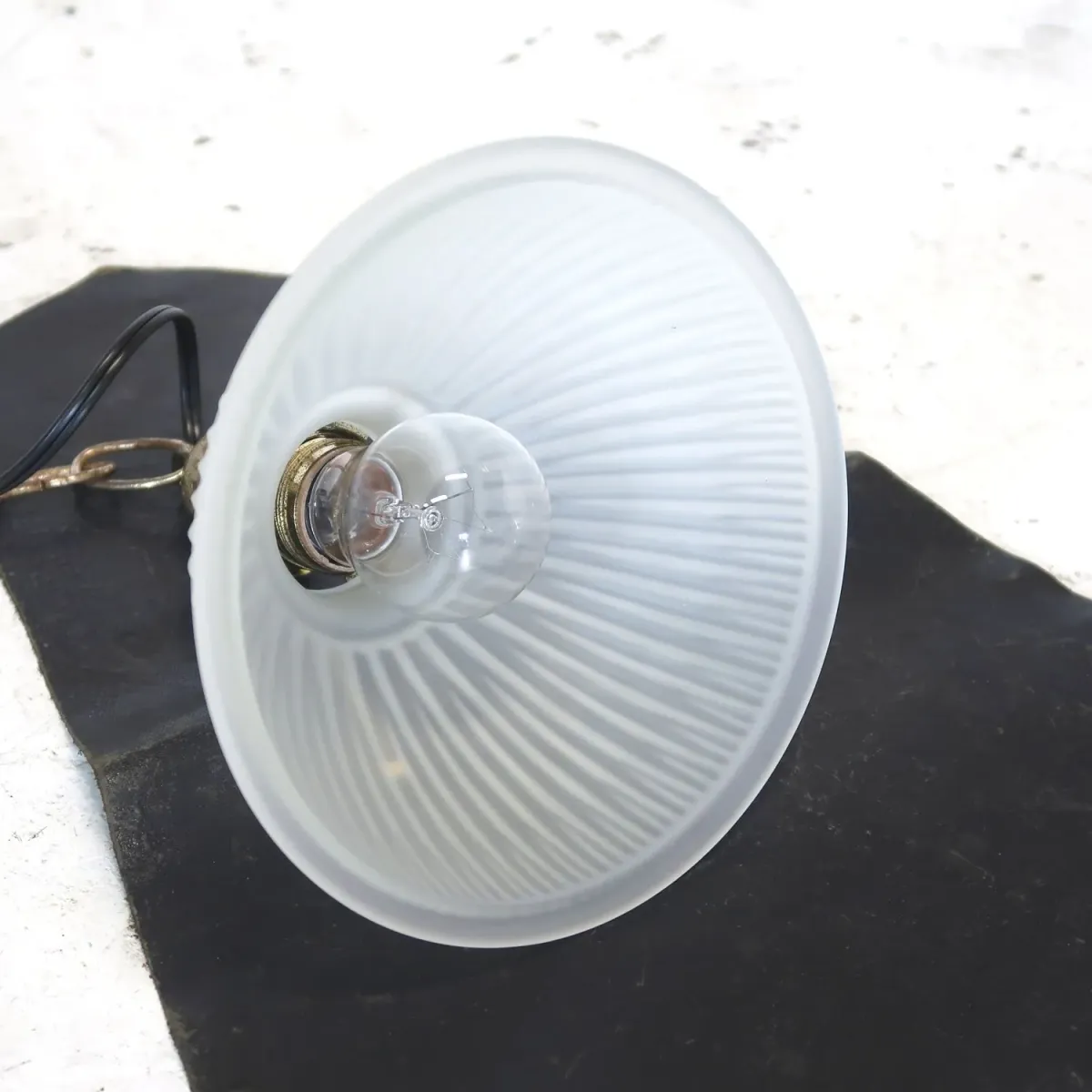 アンティーク フロストガラス ペンダントランプ