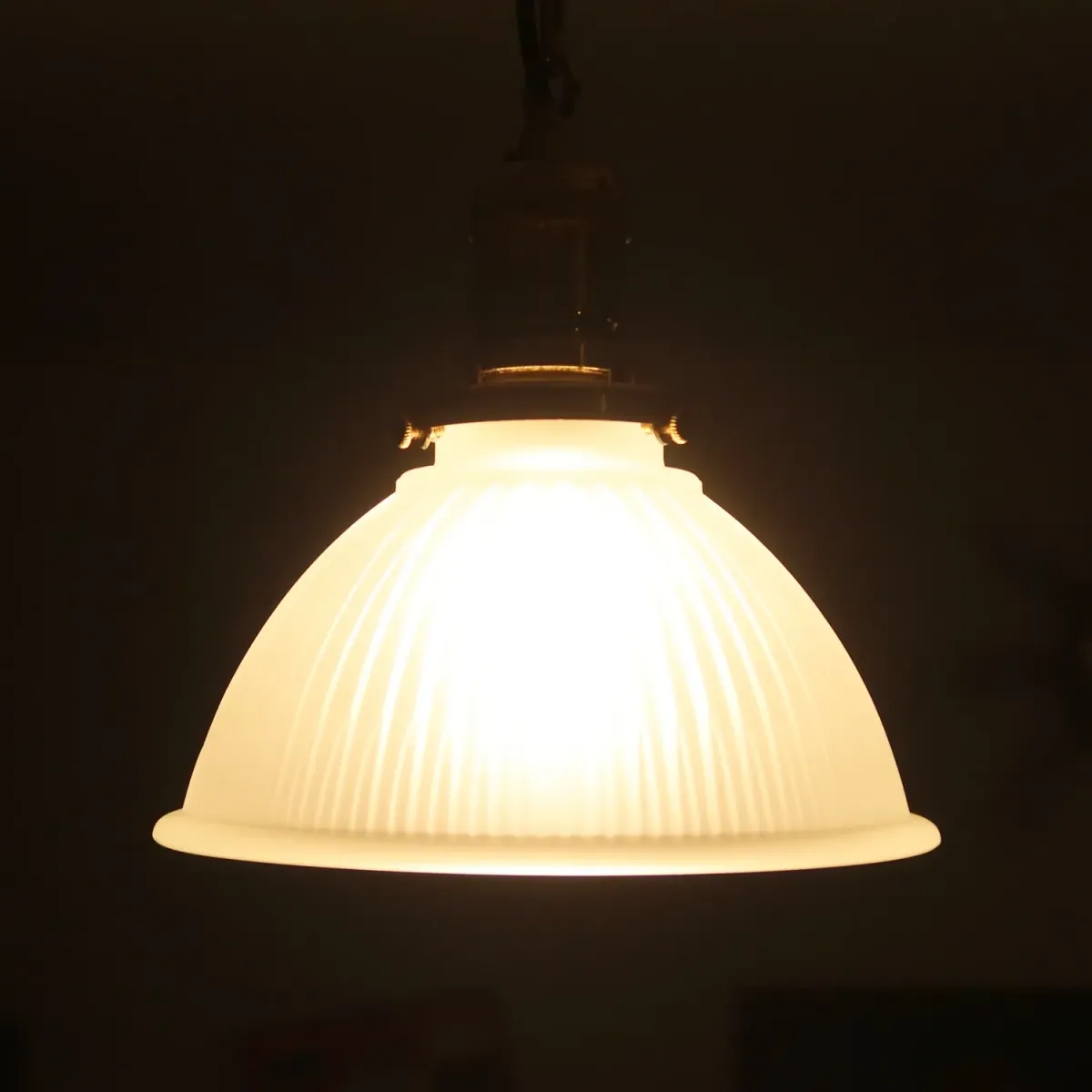 アンティーク フロストガラス ペンダントランプ