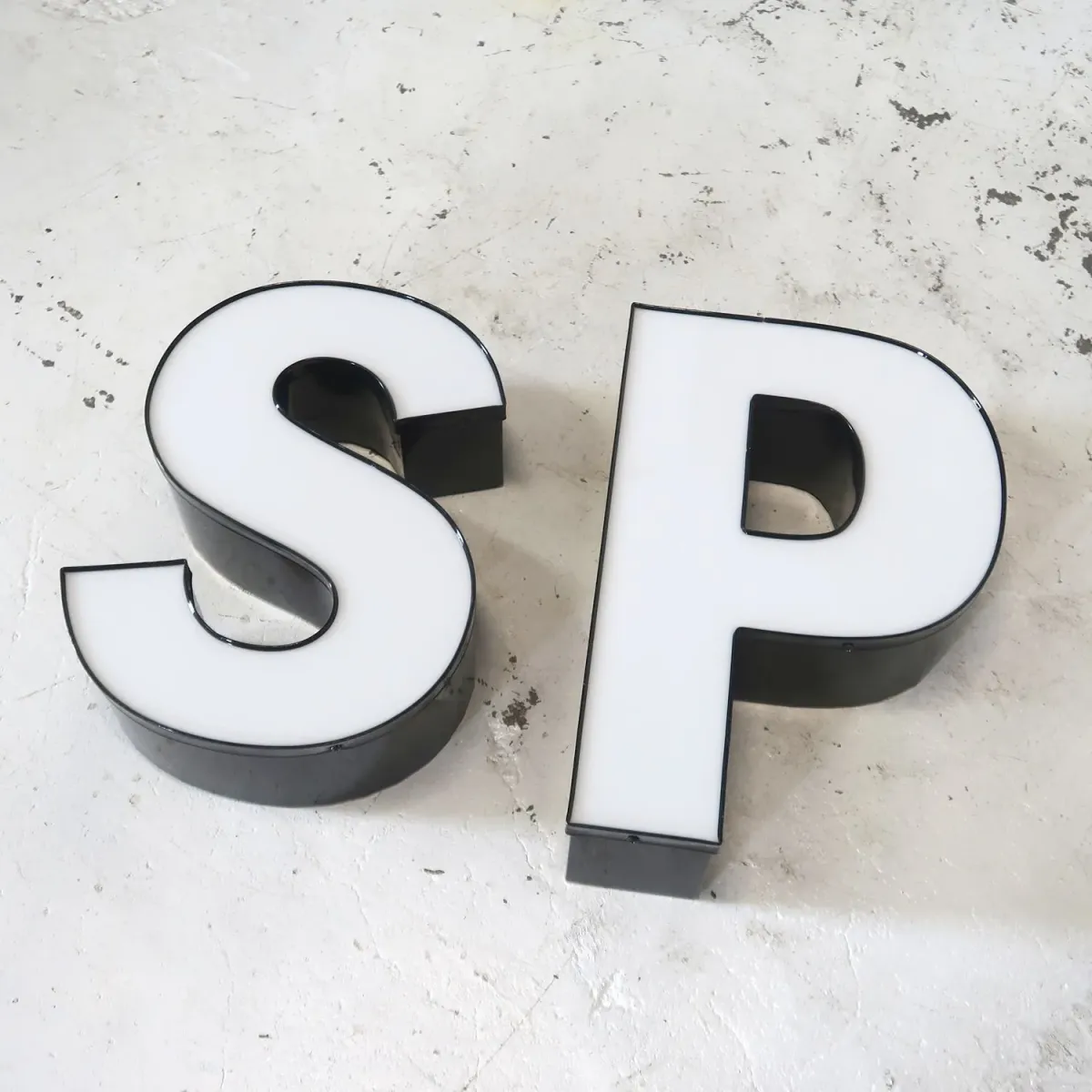 ビンテージ レターサイン S