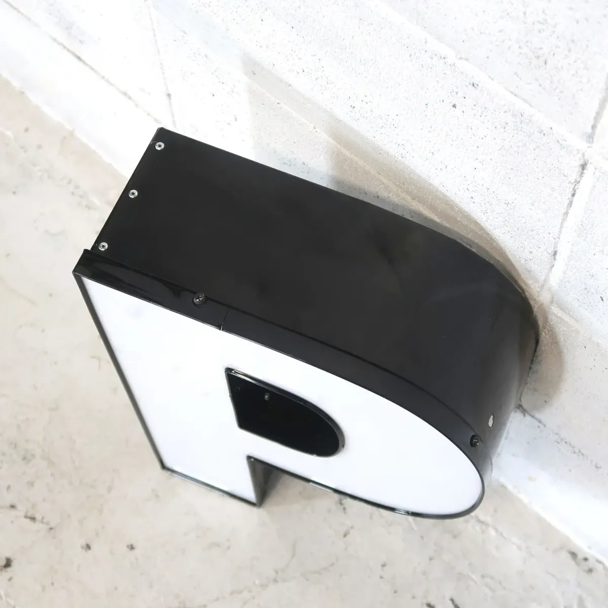 ビンテージ レターサイン P