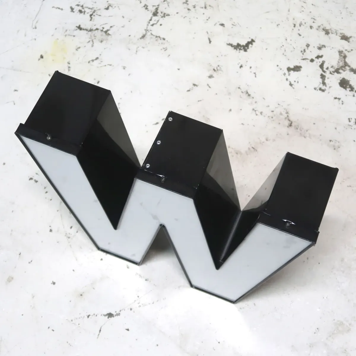 ビンテージ レターサイン W