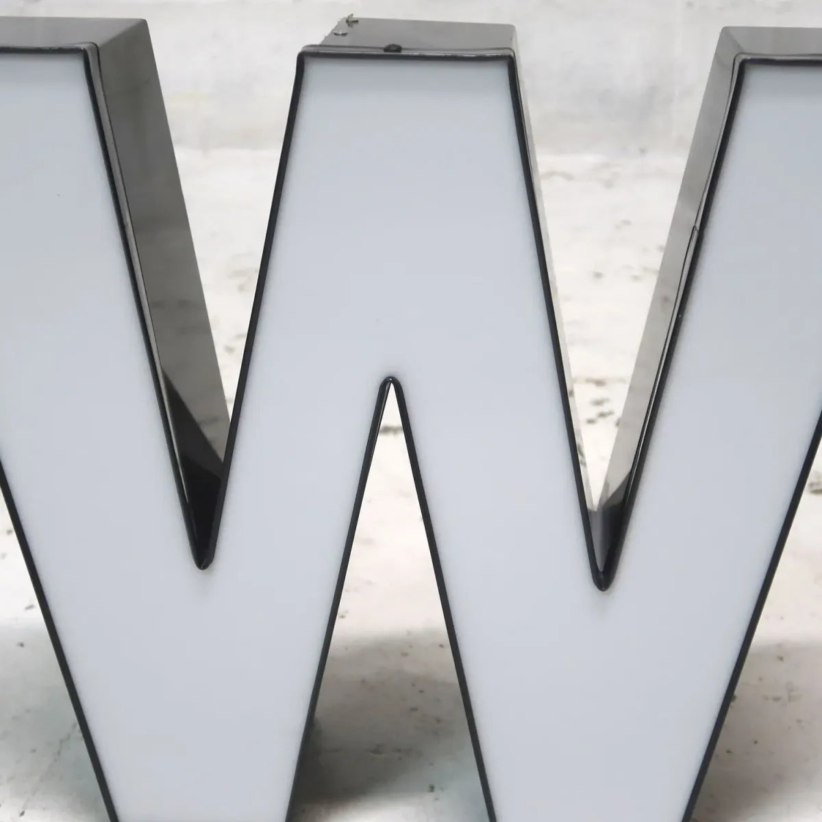 ビンテージ レターサイン W