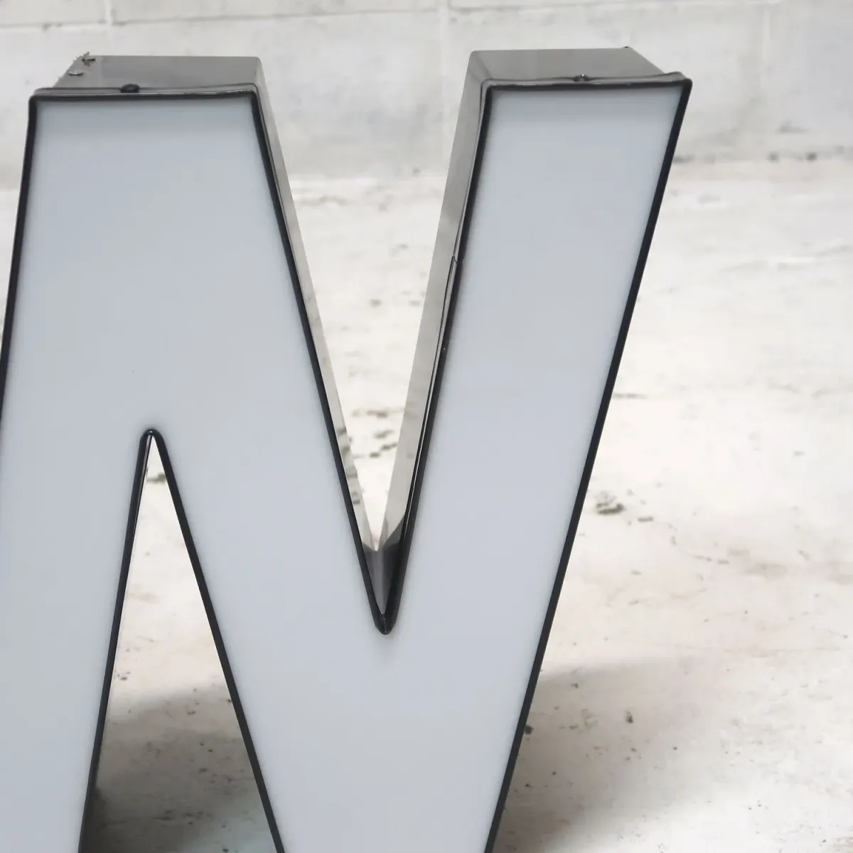 ビンテージ レターサイン W