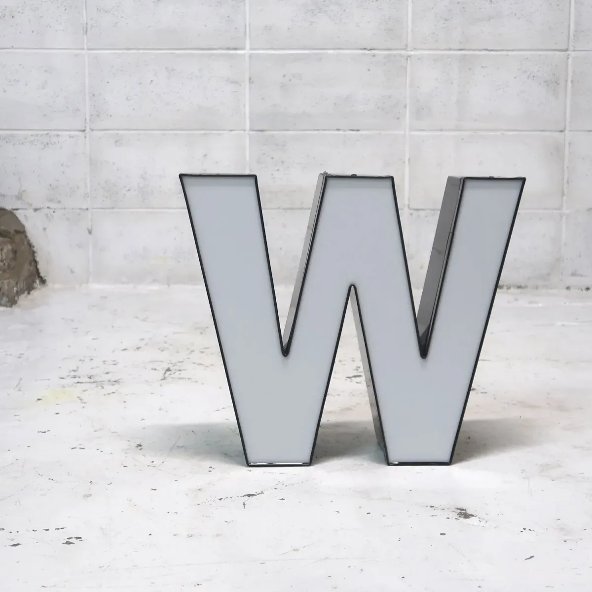 ビンテージ レターサイン W