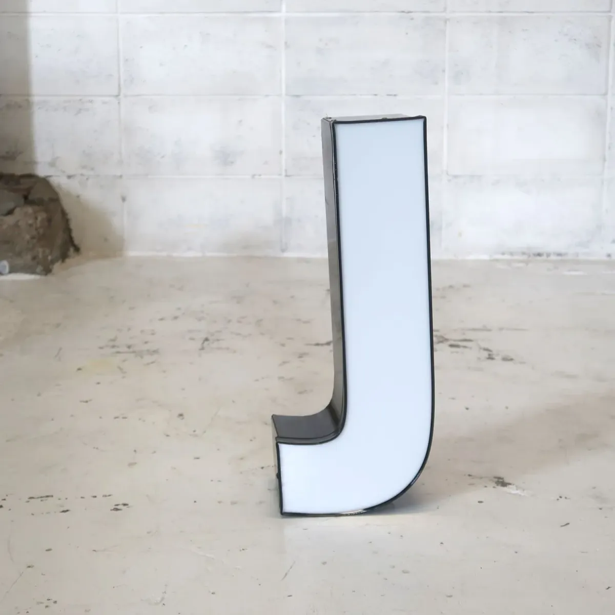 ビンテージ レターサイン J