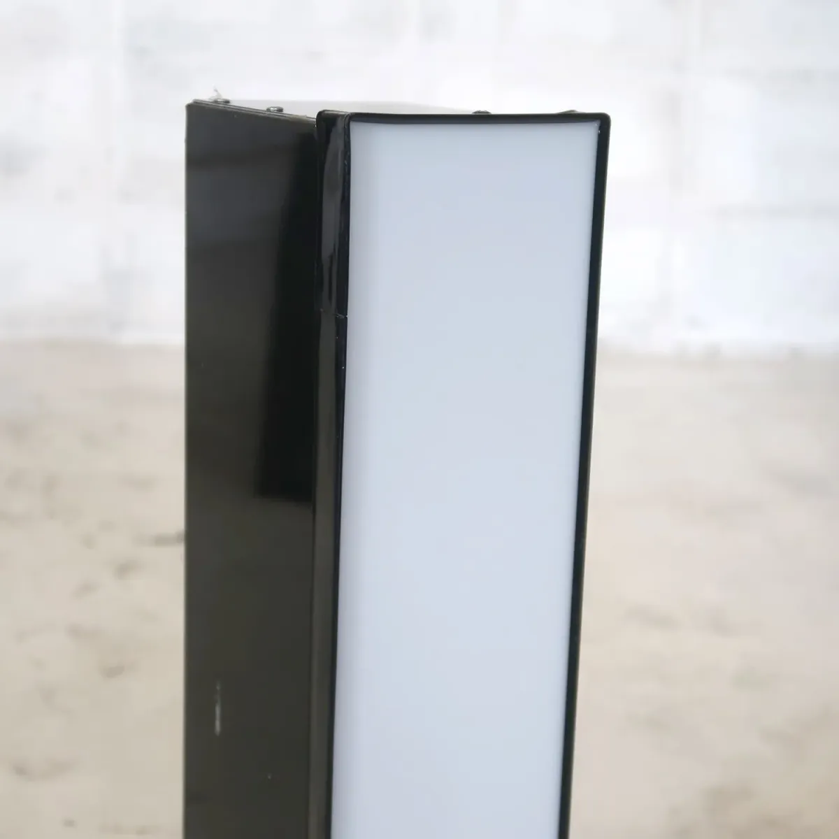 ビンテージ レターサイン J