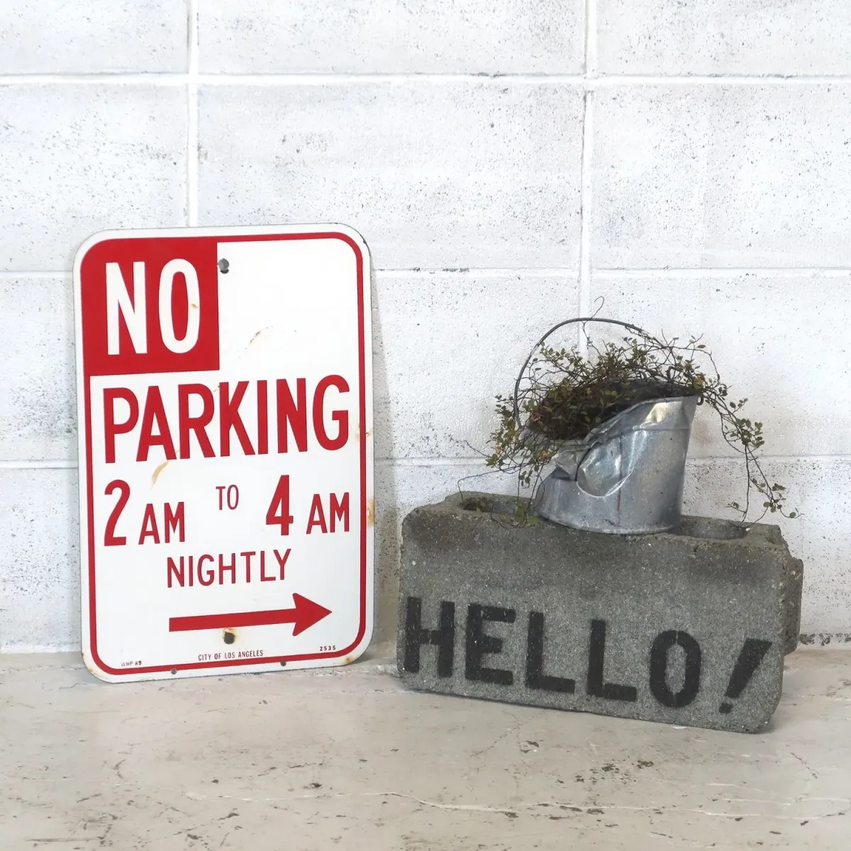 NO PARKING ロードサイン ホーロー