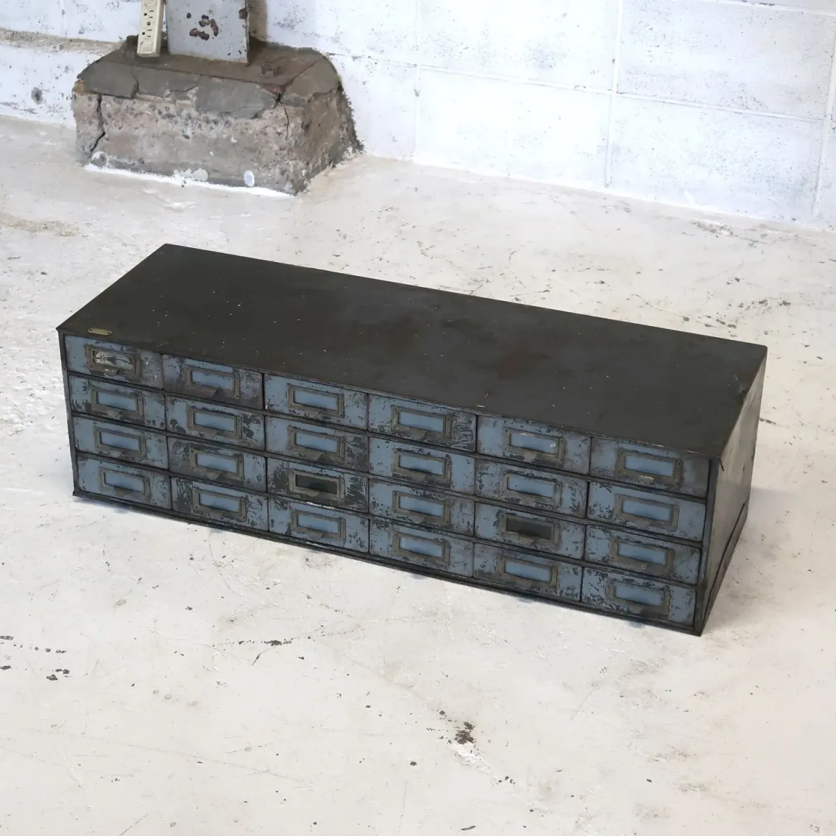 LOCKHEED ビンテージ メタルパーツキャビネット