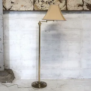 アンティーク ゴールドメタル フロアランプ