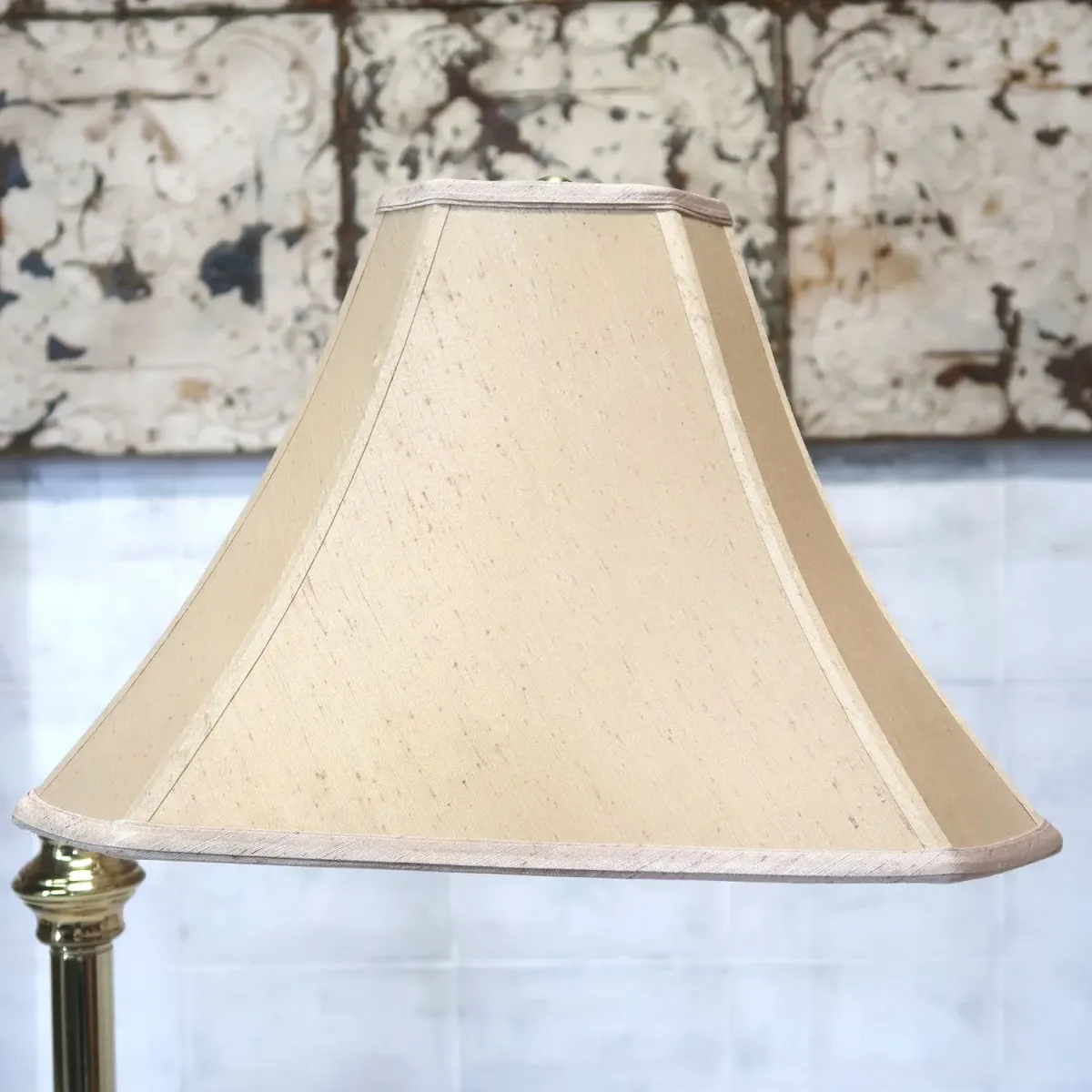 アンティーク ゴールドメタル フロアランプ