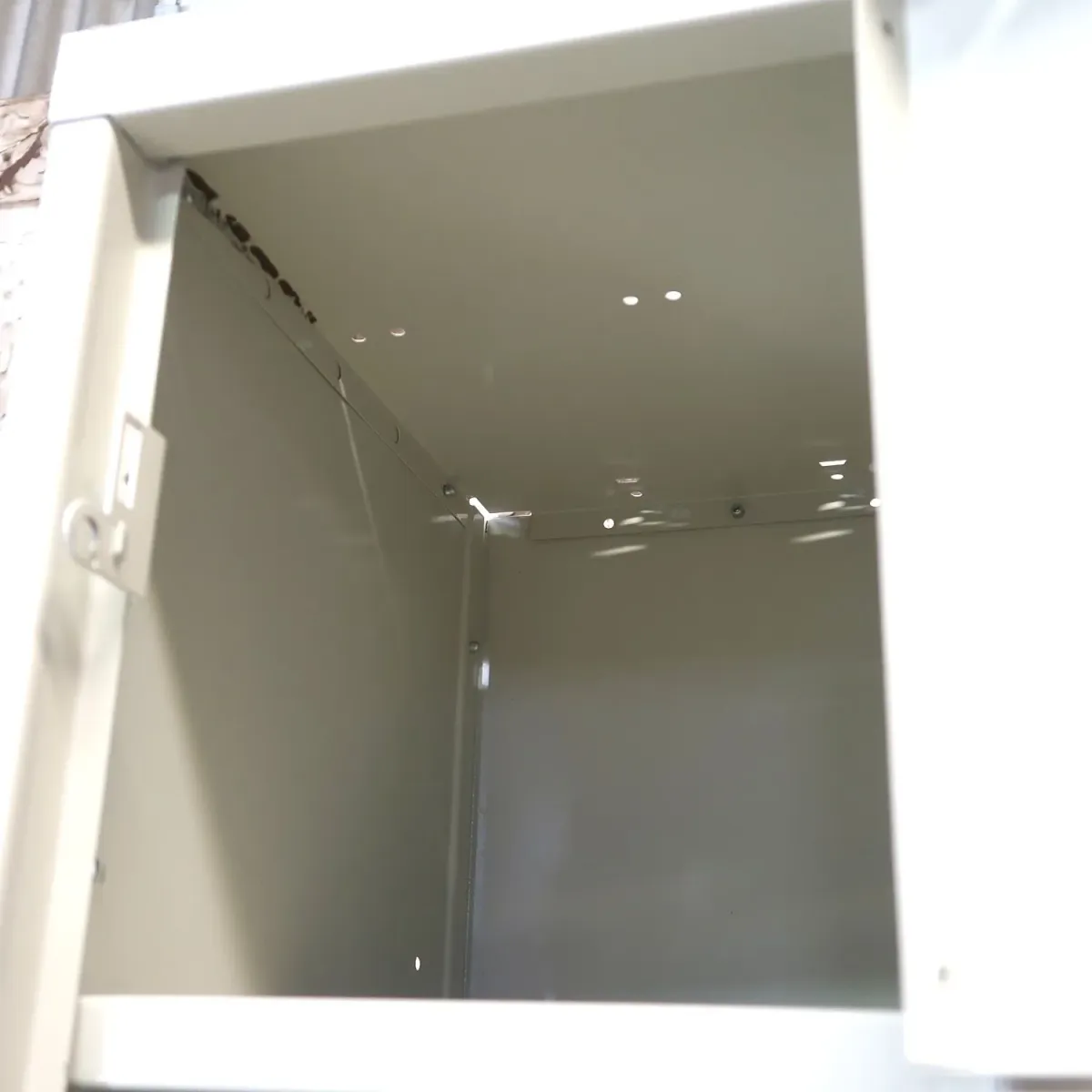 Hallowell メタルロッカー