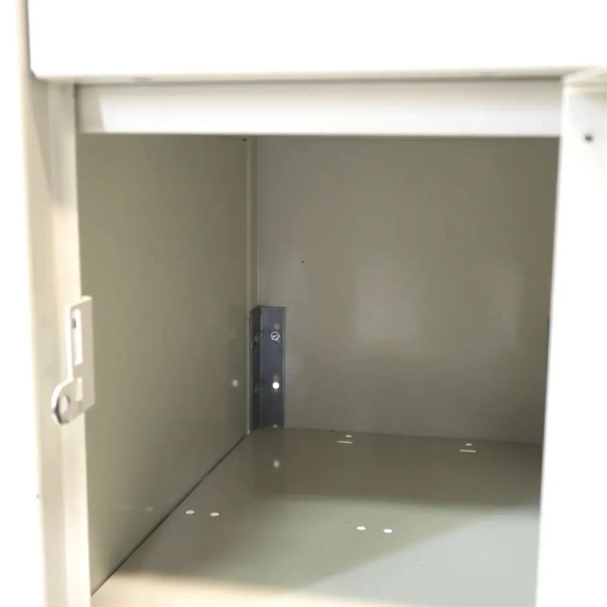 Hallowell メタルロッカー