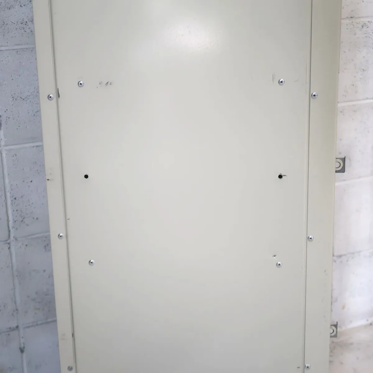 Hallowell メタルロッカー