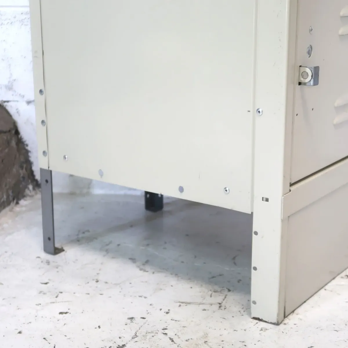 Hallowell メタルロッカー