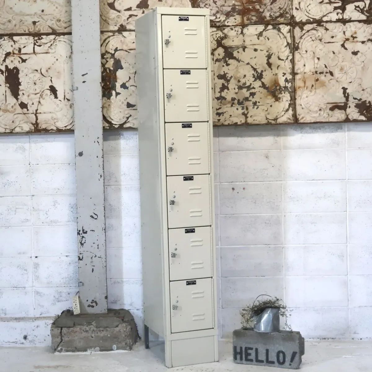 Hallowell メタルロッカー