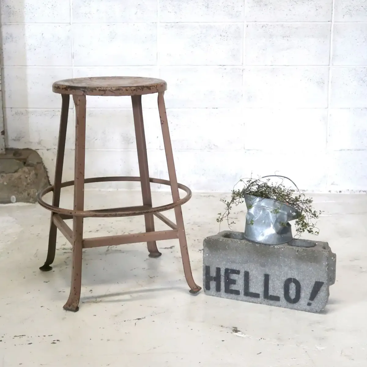 ビンテージ インダストリアル メタルスツール