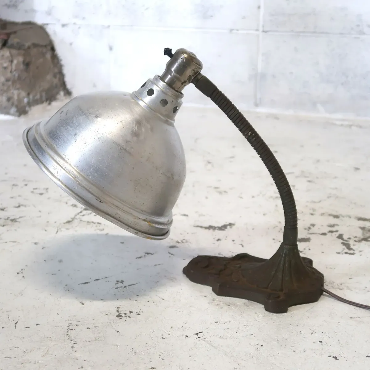 40's ビンテージ アルミシェード デスクランプ