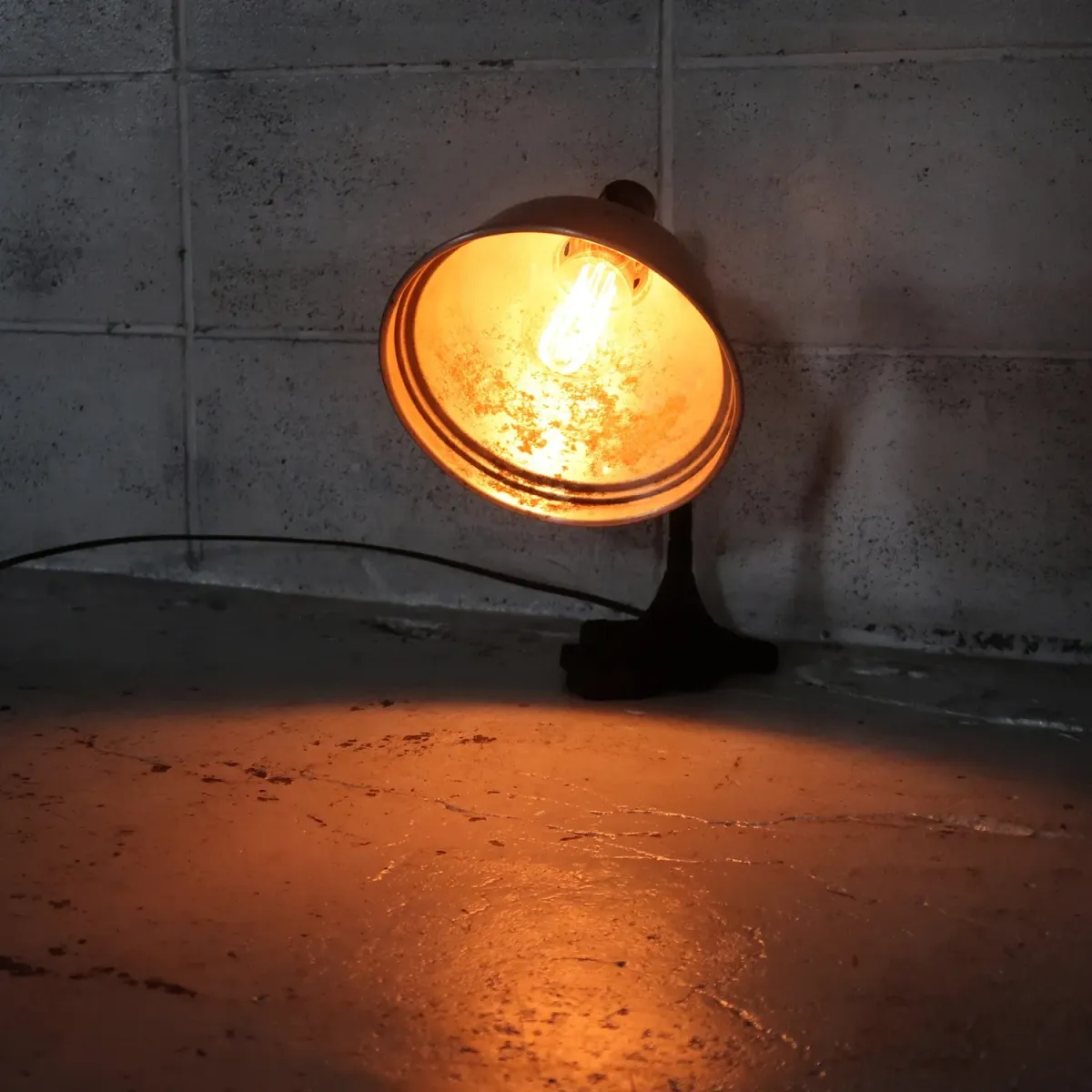 40's ビンテージ アルミシェード デスクランプ