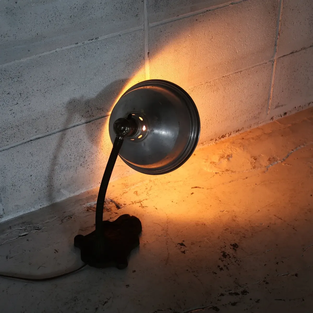 40's ビンテージ アルミシェード デスクランプ