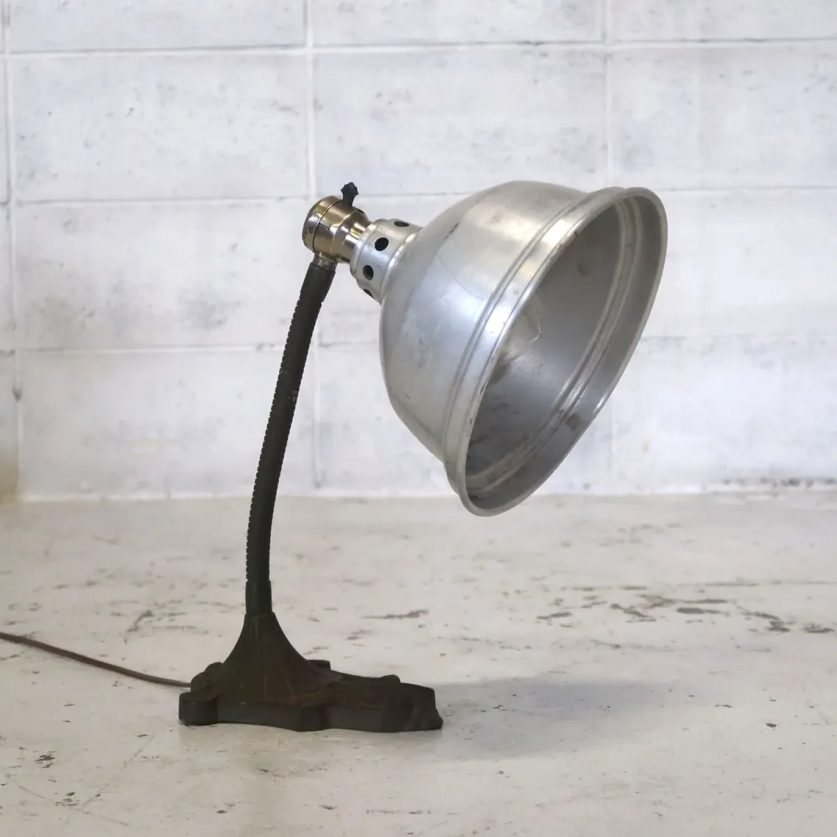 40's ビンテージ アルミシェード デスクランプ