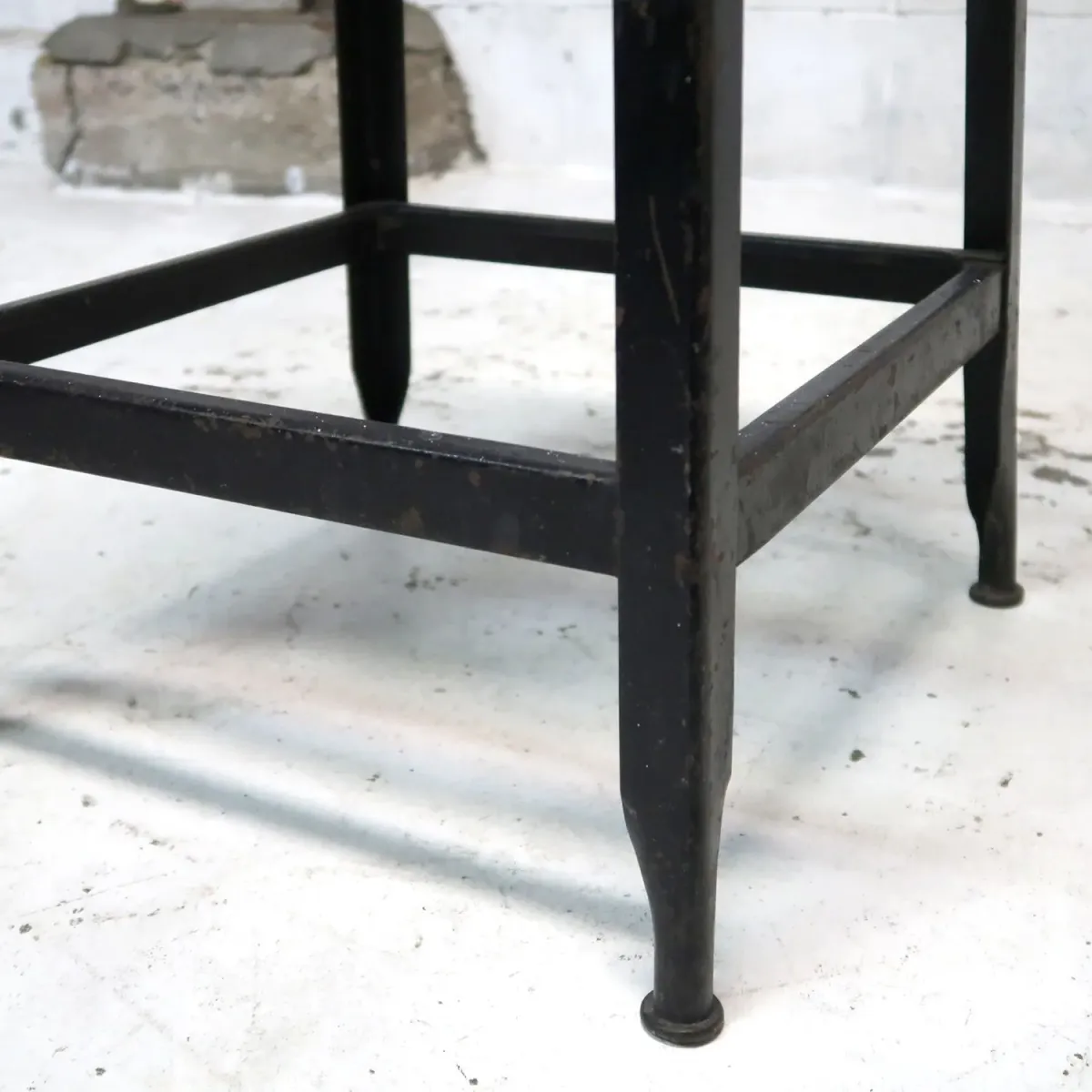 LYON ビンテージ メタルスツール