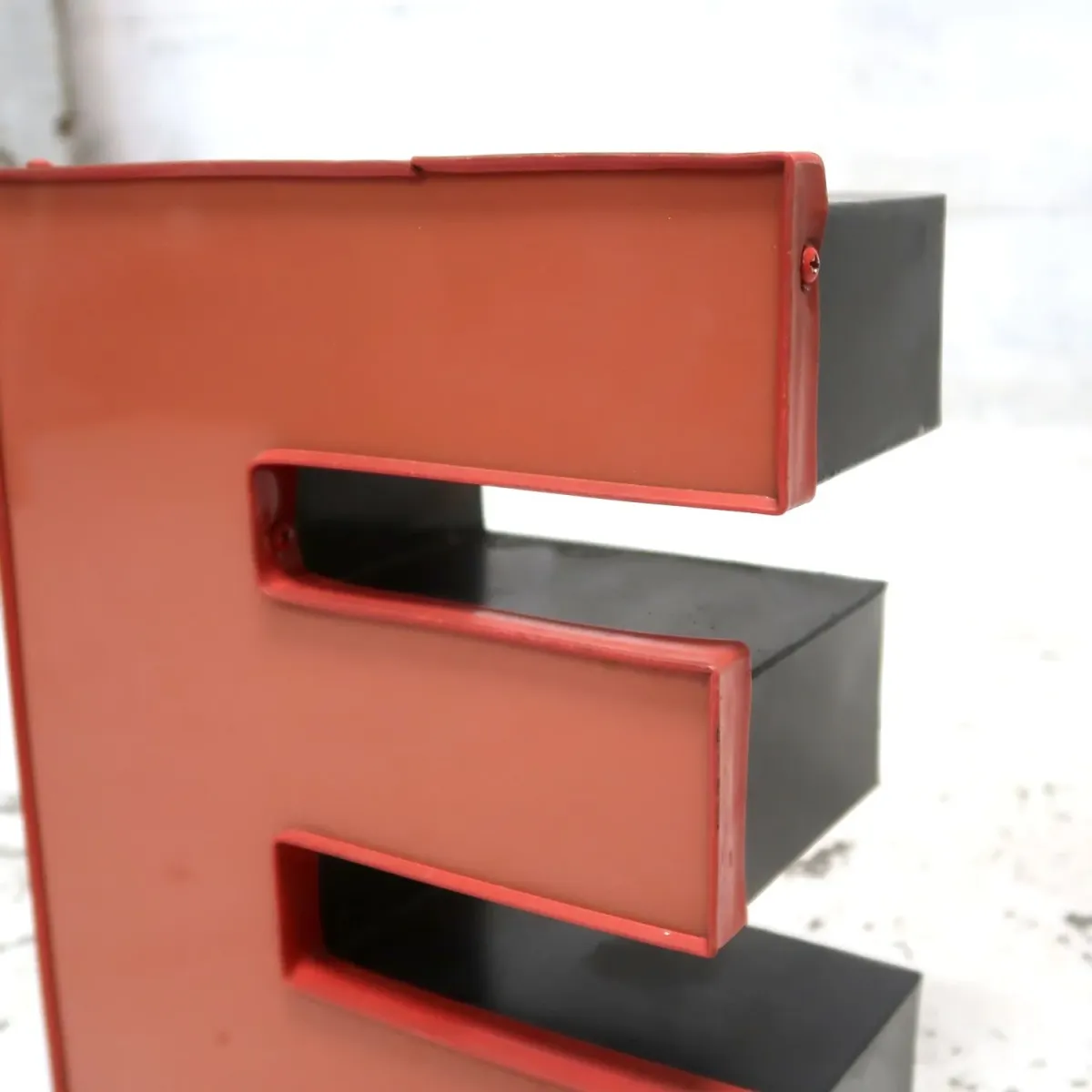 ビンテージ レターサイン E