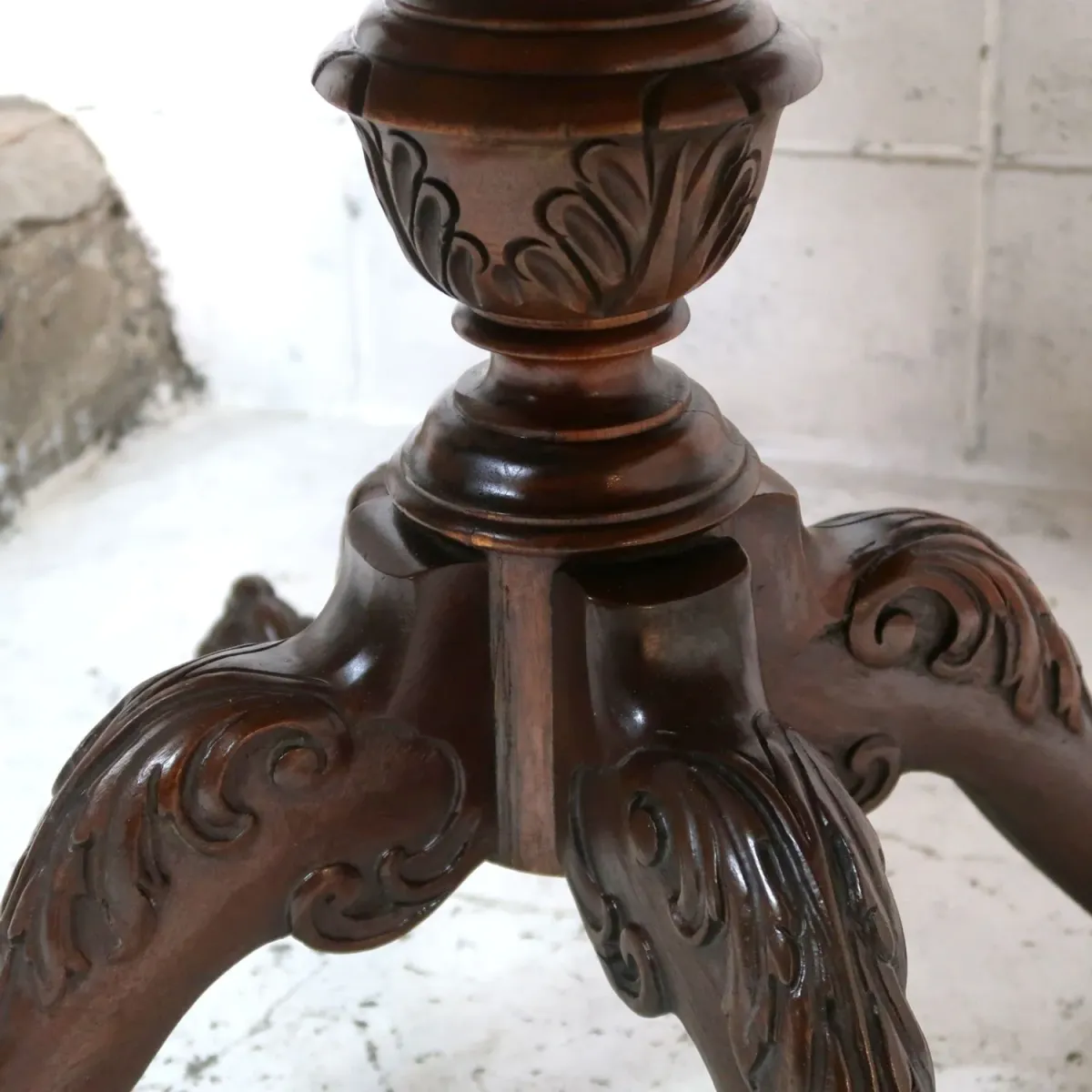 アンティーク ラウンドテーブル